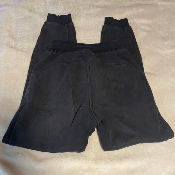 Lululemon black scuba jogger sweatpants size 2 - Picture 2 of 6